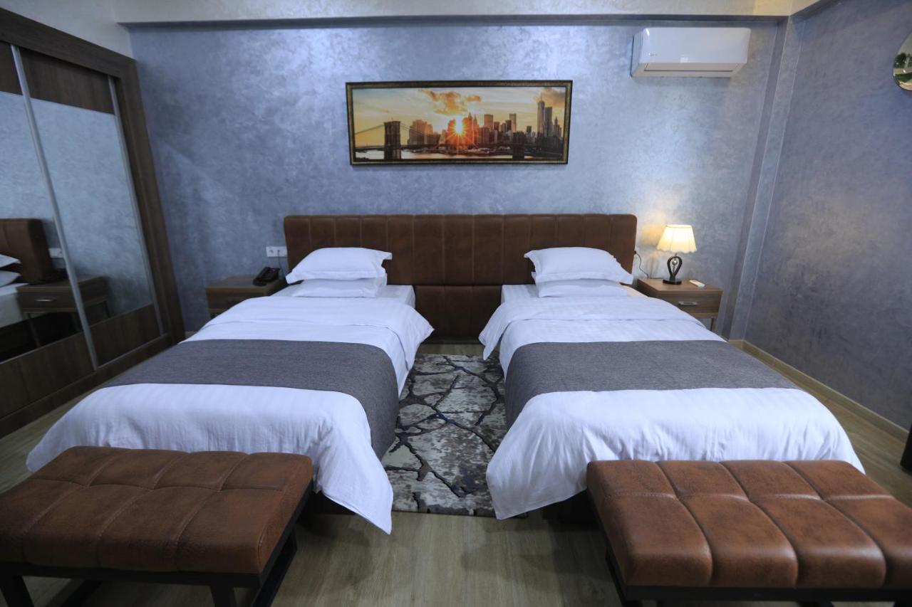Chlnor Hotel Andizan Buitenkant foto